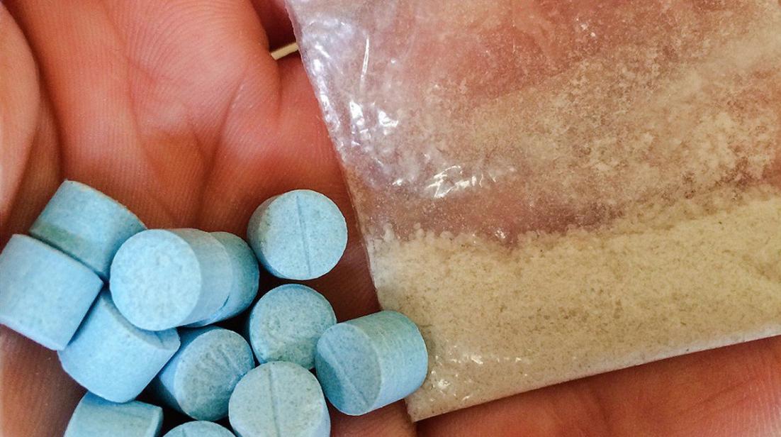 Из чего делают наркотик кристалл акции посвященные против наркотиков